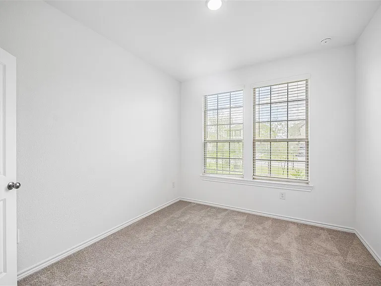 15110 Wild Gully Way — Photo 3
