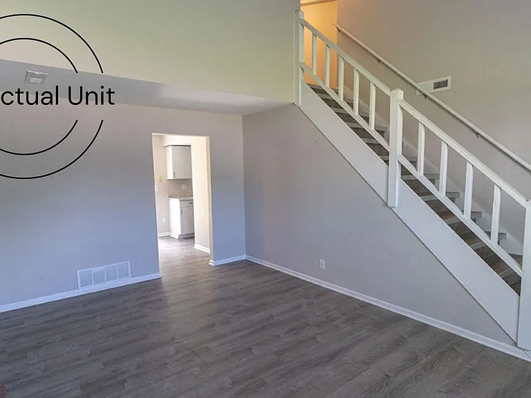 7220 N Moberly Dr #B — Photo 5