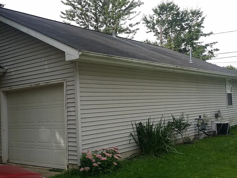 5240 Farr Ave — Photo 4