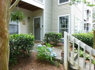 306 Gettysburg Pl, Sandy Springs, GA 30350