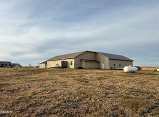 13683 Mulberry Loop NW, Williston, ND 58801