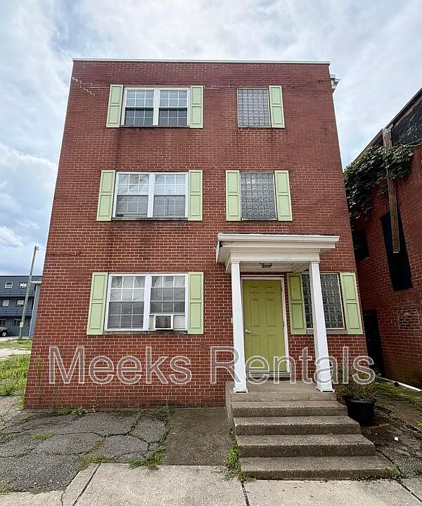 1539 4th Ave #1