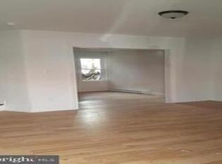 2008 S Simpson St, Philadelphia, PA 19142