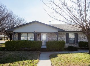 900 Austin St, Sanger, TX 76266