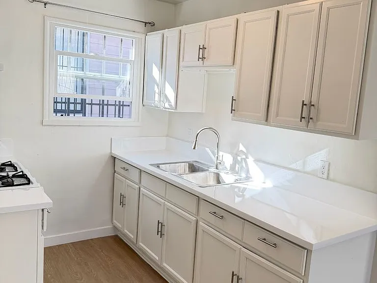 15th Street Residences — Photo 1