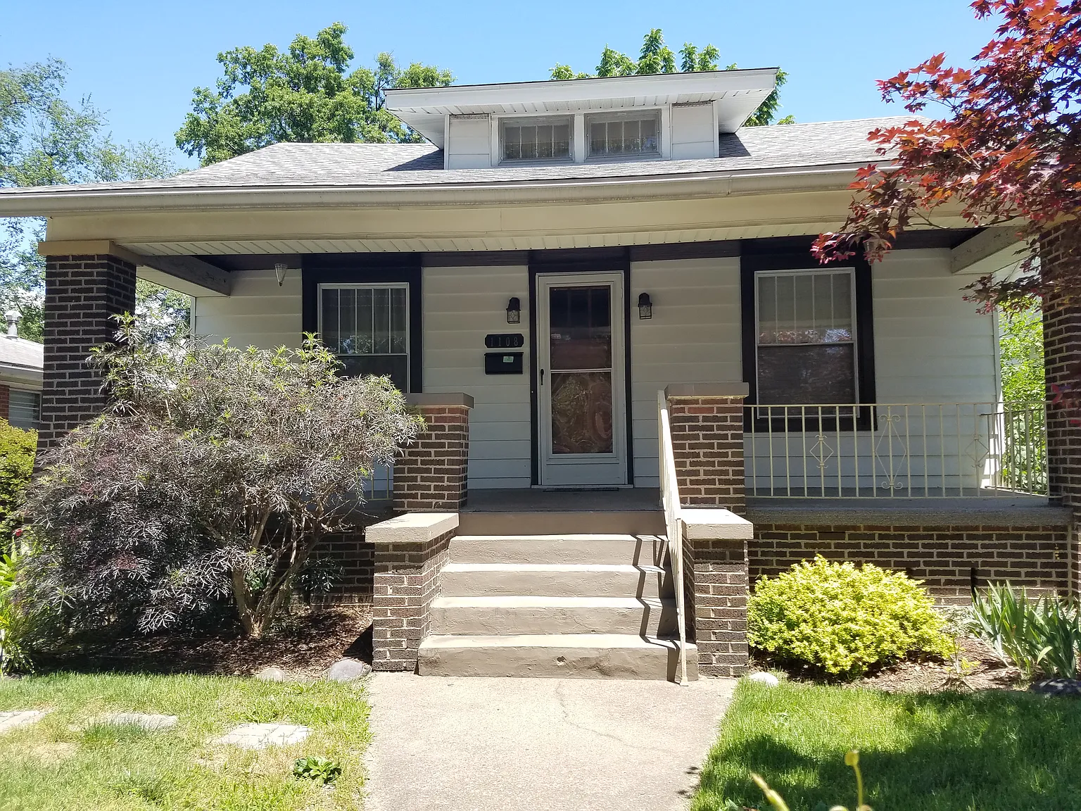 1108 Madison Ave photo 1
