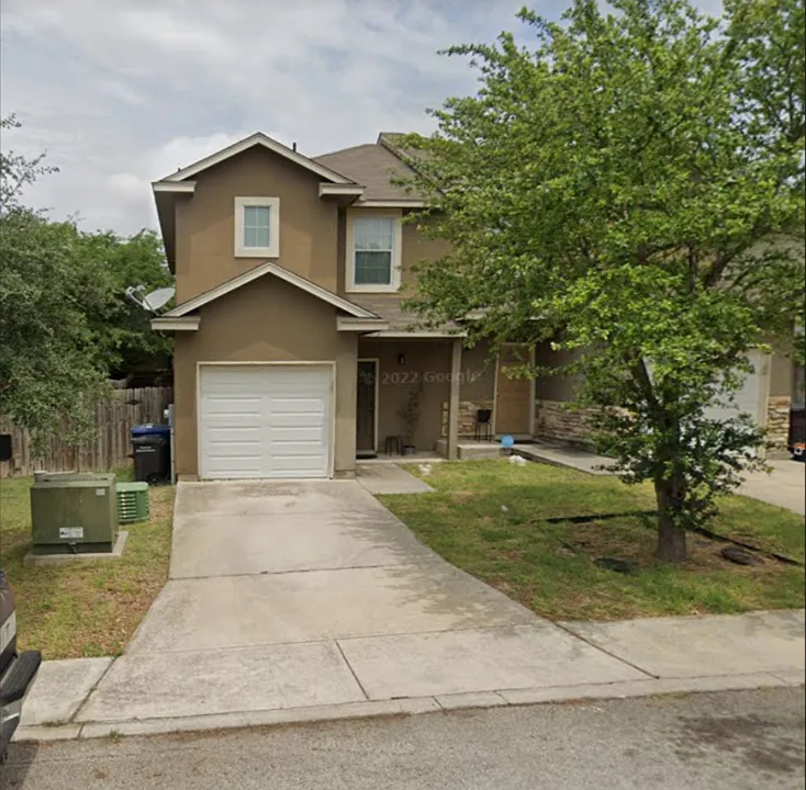 5113 Flipper Dr #1