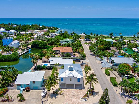 2nd image of 508 Avenida Primiceria