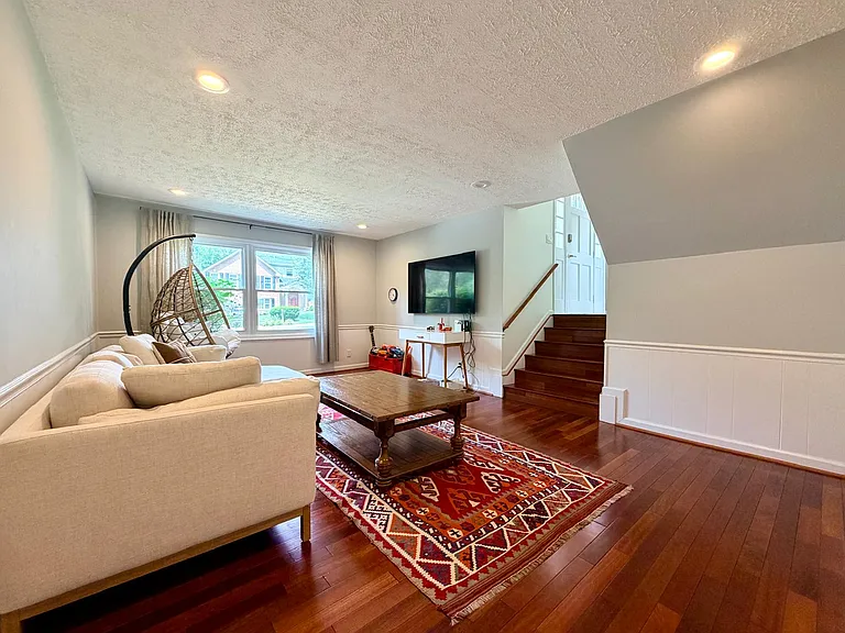 12904 Missionwood Way — Photo 13