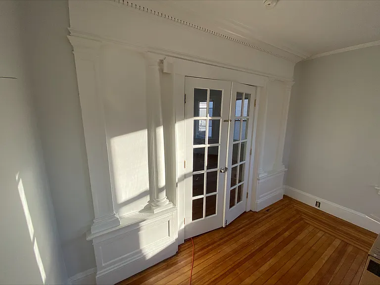 25 Pembroke Ave #2 — Photo 7