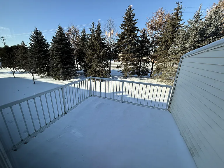 10530 Pond Curv — Photo 6