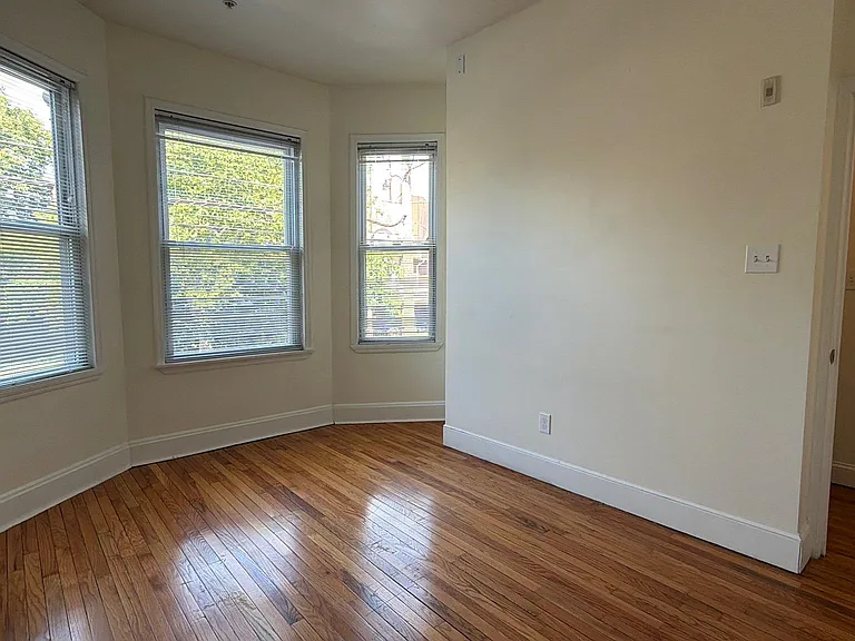 922 S 49th St #-1 — Photo 12