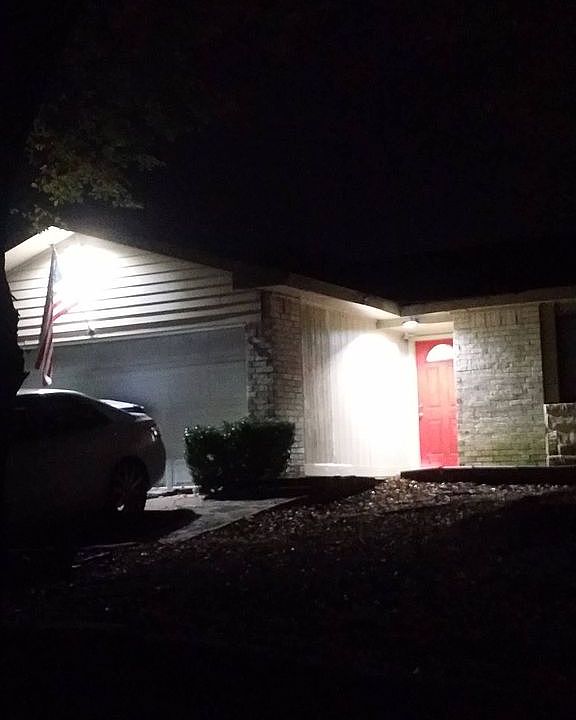 2nd image of 1509 Frio Ln