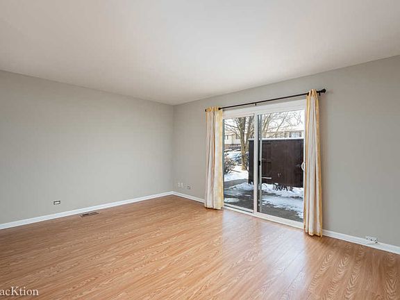 4th image of 7339 Winthrop Way Unit 8