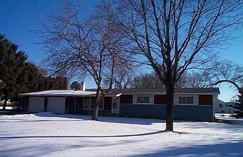 1st image of 958 County Road D E