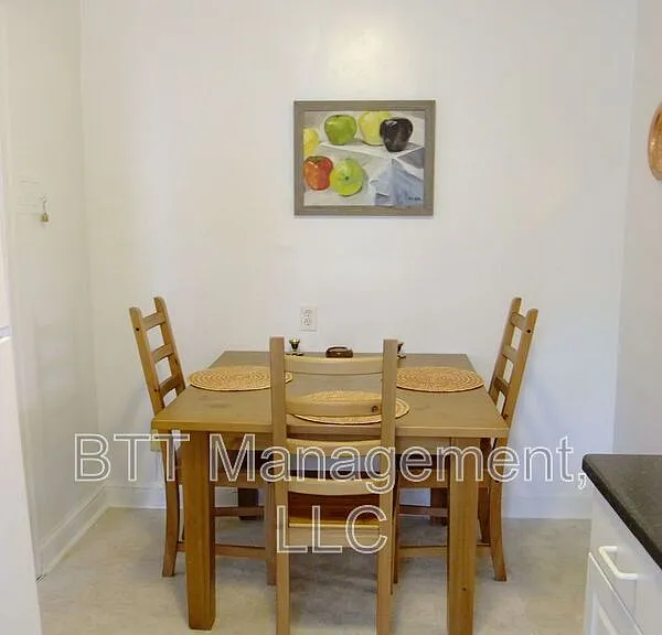 8401 Greenwood Ave #3 — Photo 33