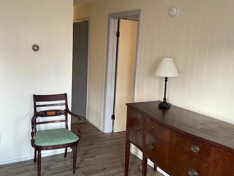 77 Chase Ave #2 — Photo 4