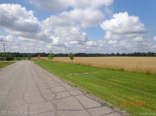 Twin Hills Dr, Howell, MI 48843