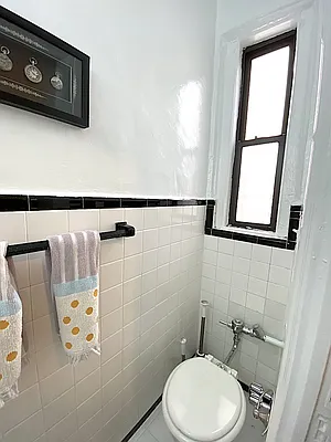 Rented by Compass | media 27