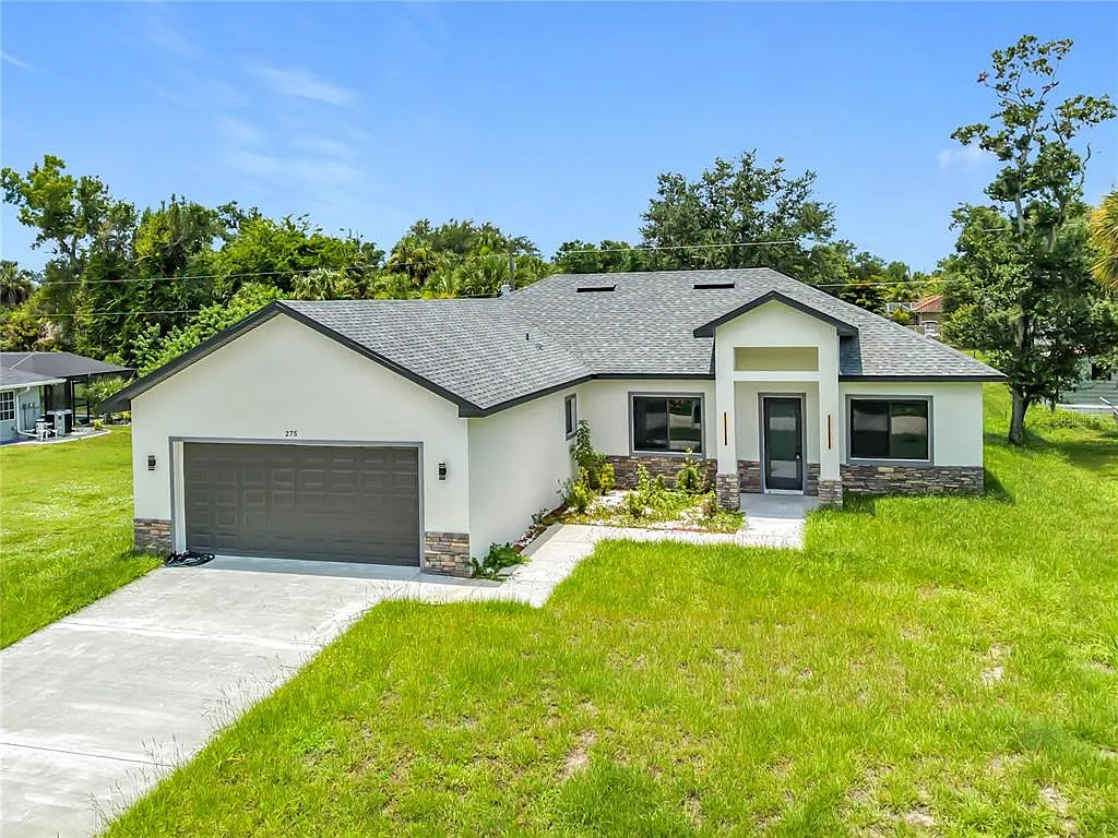 4 bed, 3.0 bath, 2153 sqft, $2,690 — Photo 1