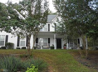 1045 Spanish Moss Ln, Lawrenceville, GA 30045