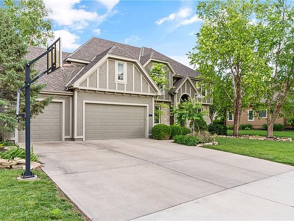 2nd image of 14971 Outlook Ln