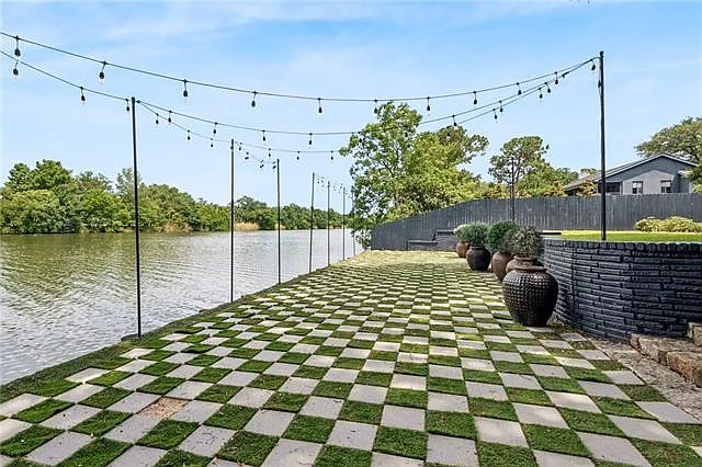 8 Park Island Dr — Photo 37