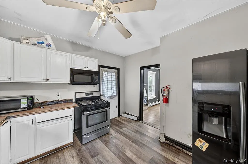 4 bed, $2,800 — Photo 4