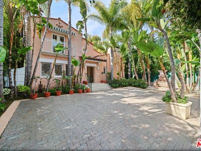 201 S Roxbury Dr, Beverly Hills, CA, 90212