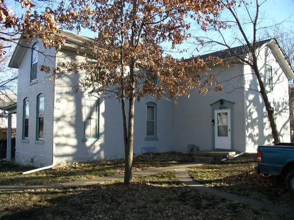 809 W 6th St APT F, Lawrence, KS 66044