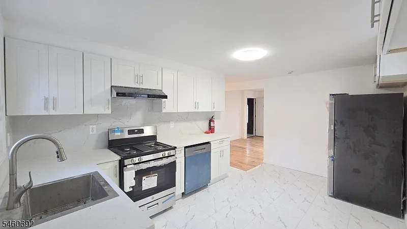 76 Baldwin Pl — Photo 3