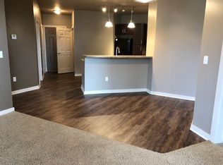 7375 Shadow Lake Plz APT 117, Papillion, NE 68046