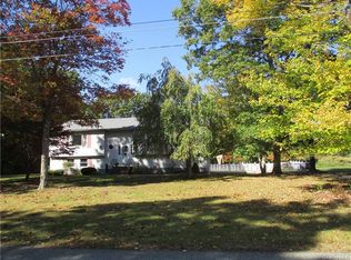 30 Lybolt Dr, Huguenot, NY 12746