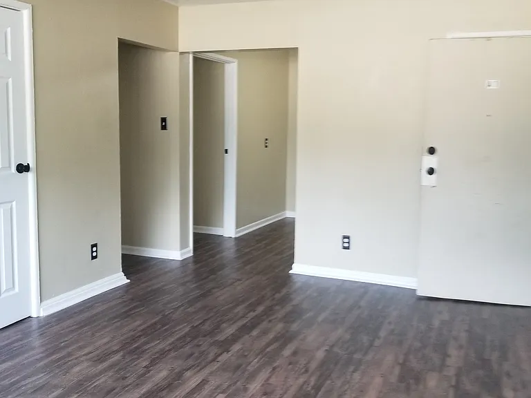 2425 Shelby St #2A — Photo 7