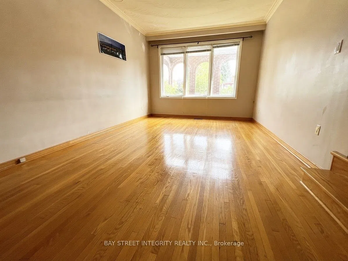 4 bed, $3,650 — Photo 4