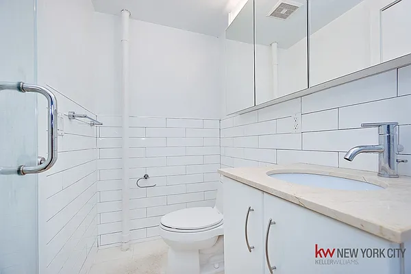 Rented by Keller Williams NYC | media 15