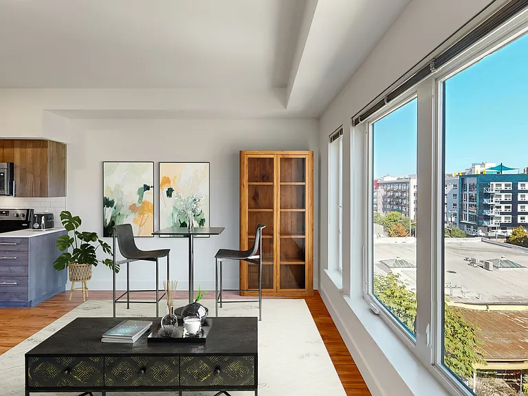 Dunn Motors Apartments — Photo 2