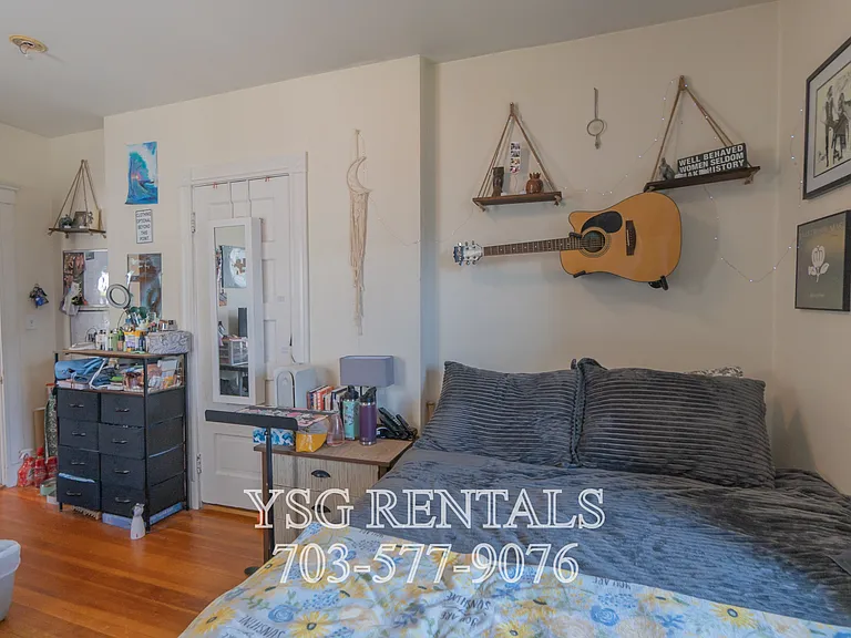 40 Easton St #1 — Photo 13