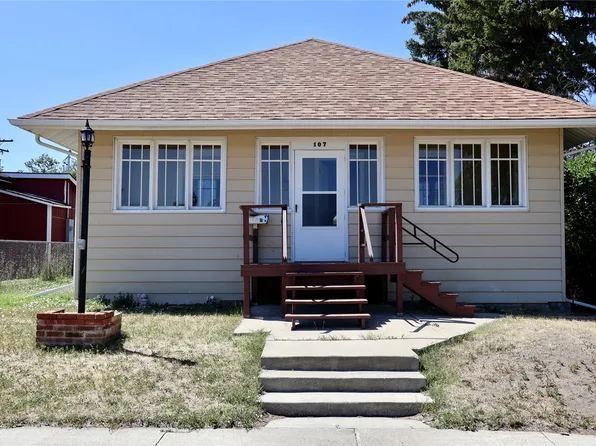 107 2nd St N, Cascade, MT 59421