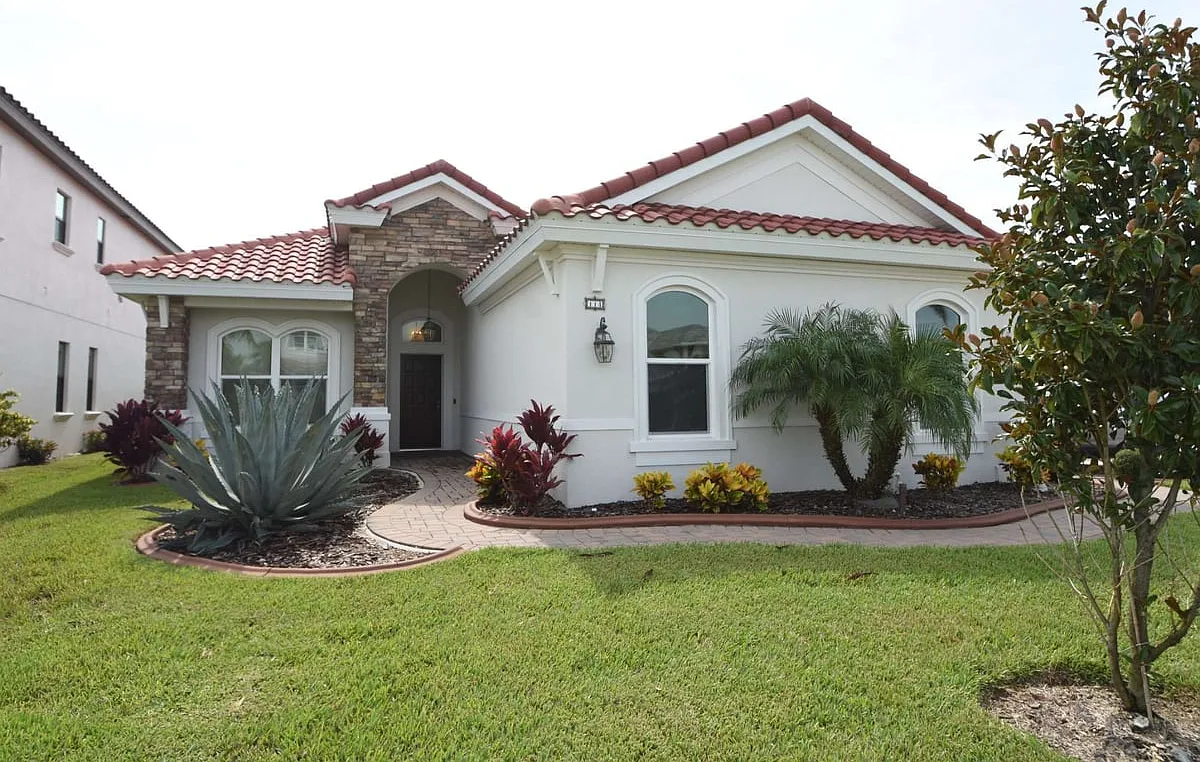114 Del Palma Drive — Photo 1