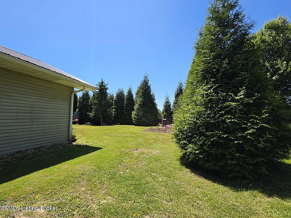 5th image of 865 Tennessee Ridge Rd