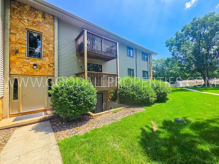 9533 University Ave #3 — Photo 1