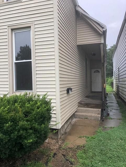 1st image of 1415 W Maryland St
