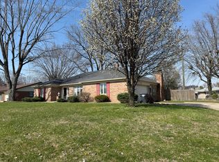 1020 Lawndale Ct, Greenwood, IN 46142