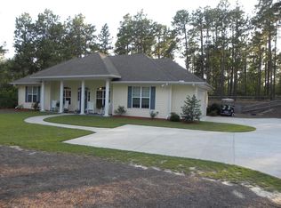 24 S Shamrock Dr, Foxfire, NC 27281