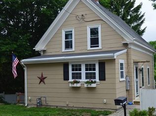17 Howard Pl, Franklin, MA 02038