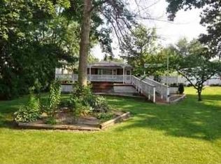 685 W 590 S, Wolcottville, IN 46795