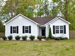623 Shamrock Dr, Jacksonville, NC 28540
