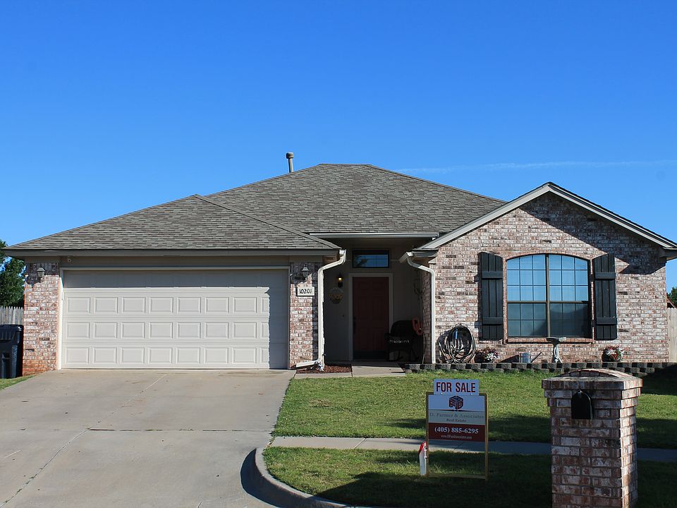 1st image of 2352 N Sherman Dr