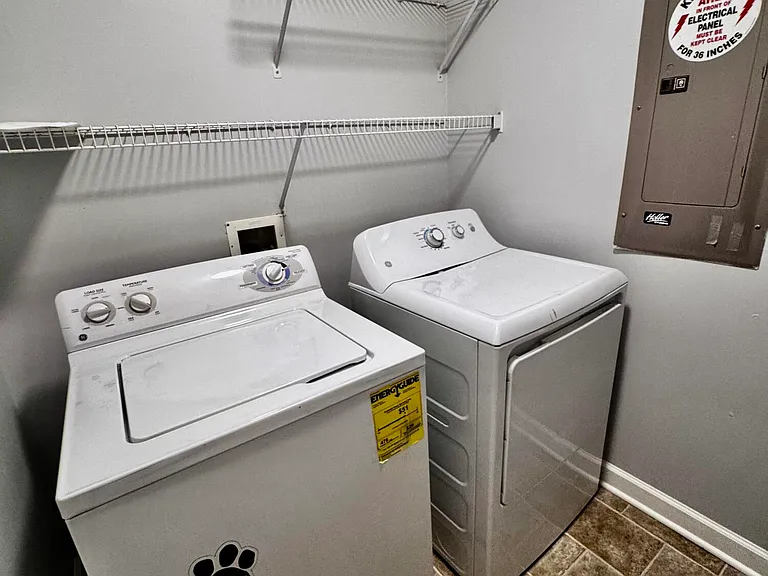2469 English Station Dr — Photo 56